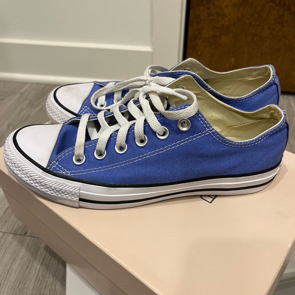Converse low top